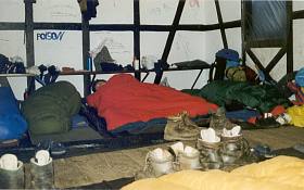 1997 hut overnachting